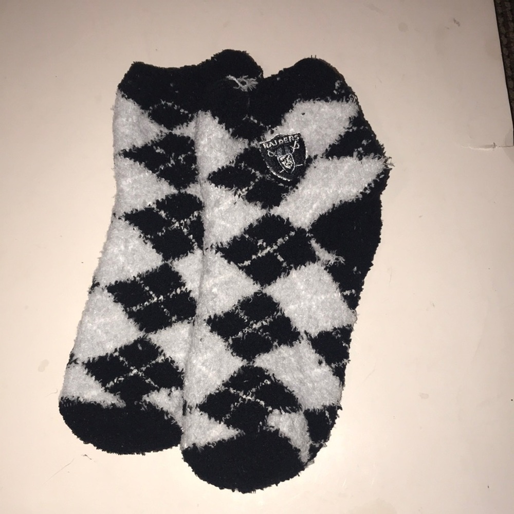 NWOT Women’s NFL Raiders Lounge Socks